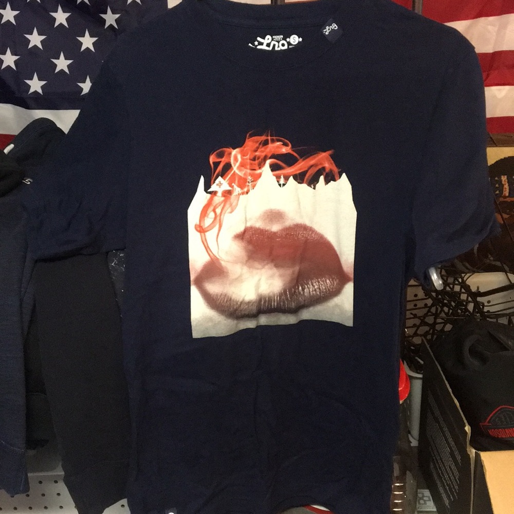 L.R.G co t-shirt